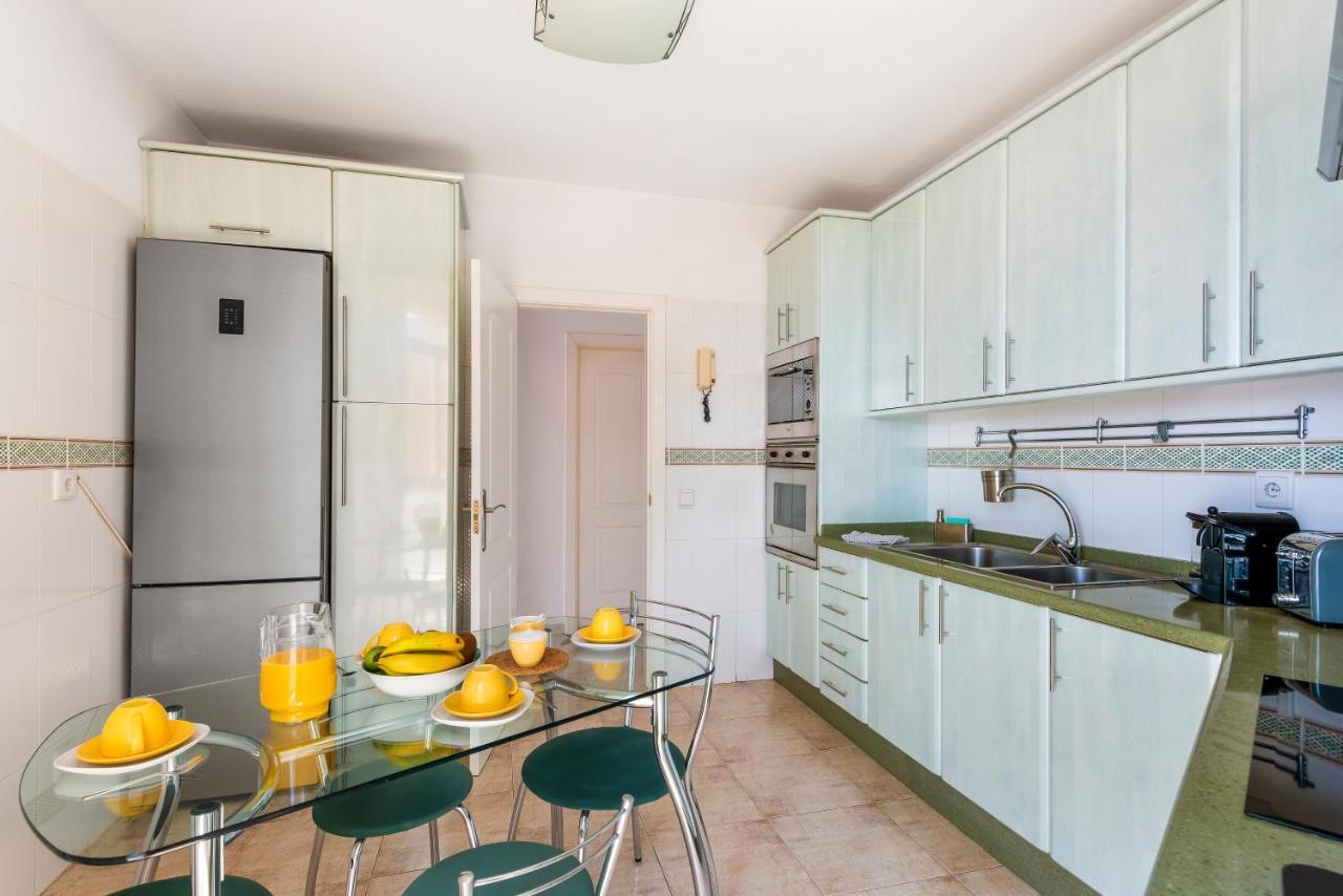 Beachfront Triplex With Swimming Pool & Parking Radazul ภายนอก รูปภาพ